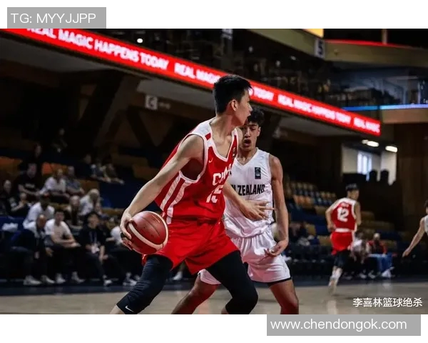 周琦在国际赛场的崛起与挑战：从青涩新星到篮球巨星的成长之路